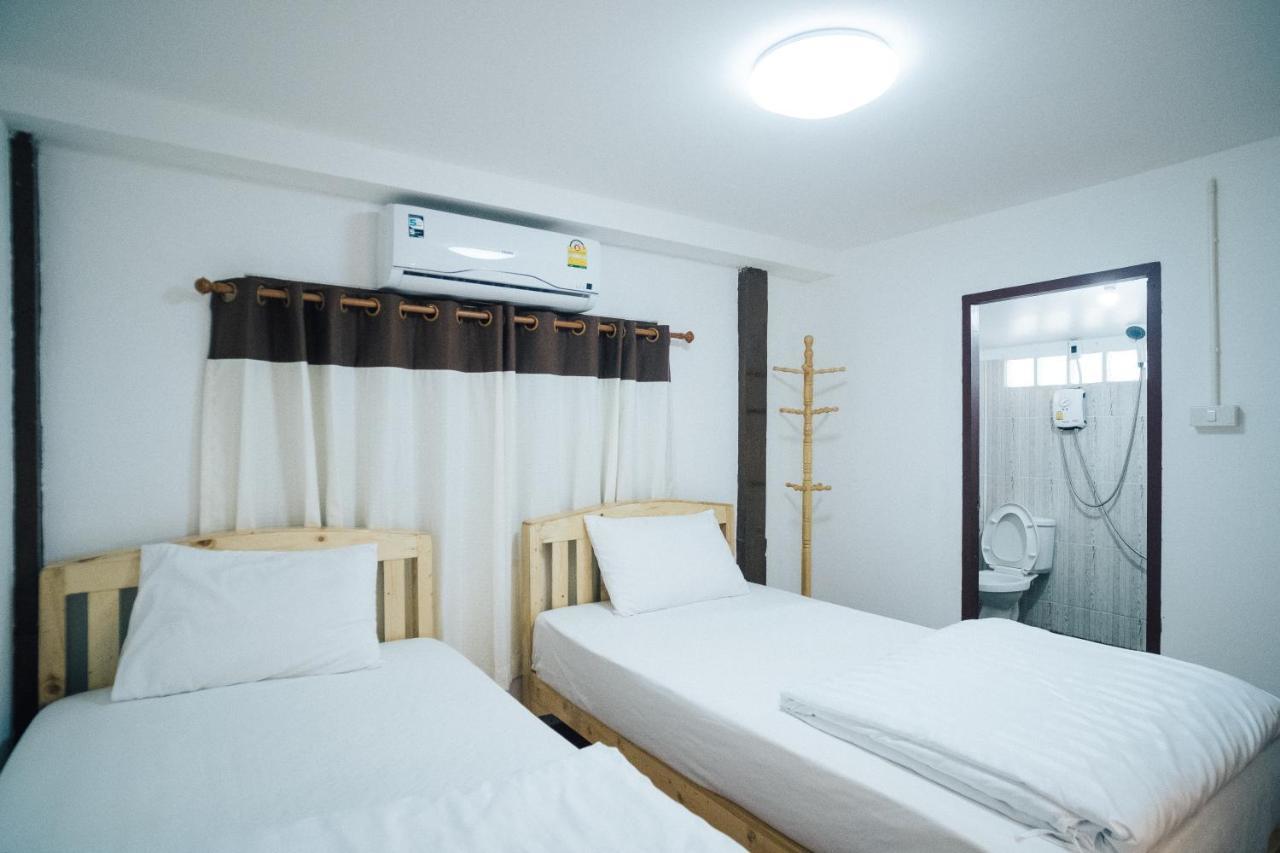 Samsibsanhostel Chiang Mai Zewnętrze zdjęcie